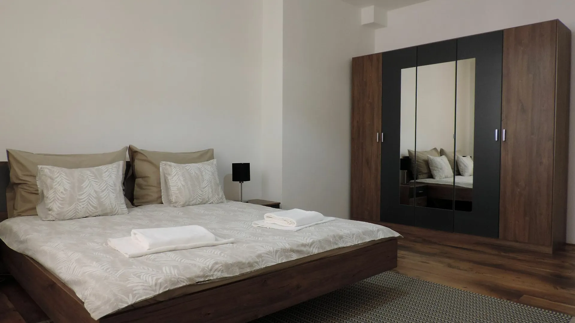 Homeroomsprague Apartment Prague